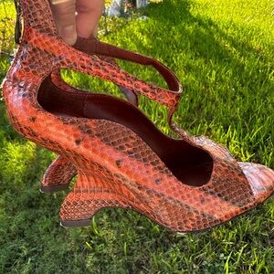 Leon Max  Avow women Snakeskin  sandals